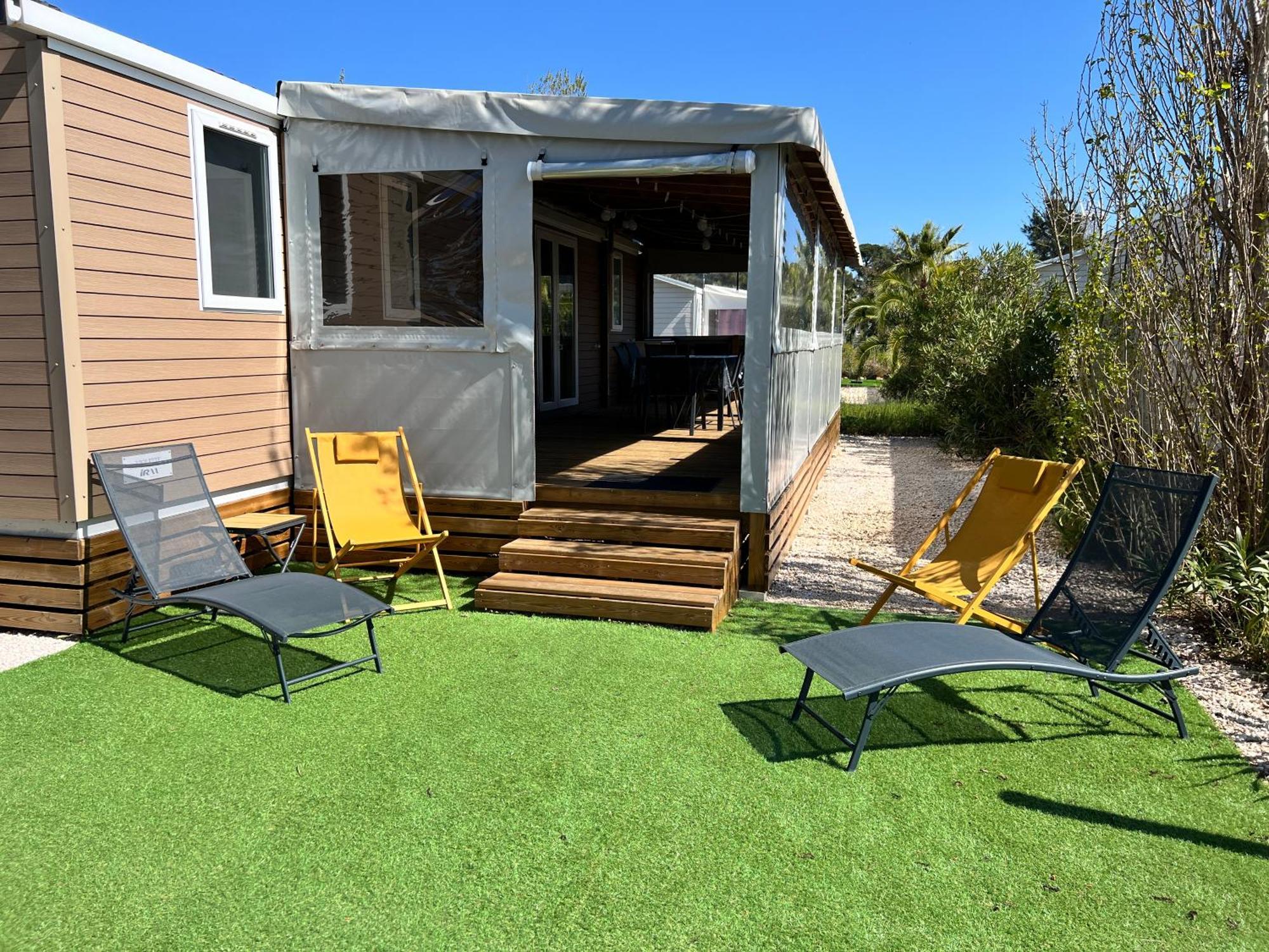Mobil Home Neuf 6 P Climatise A Hyeres A 200 M De La Mer Dans Camping 4 Etoiles المظهر الخارجي الصورة